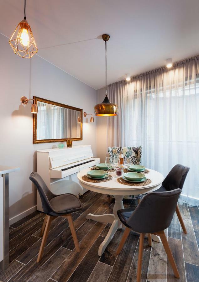City Of The Kings Piano Apartment Красков Екстериор снимка