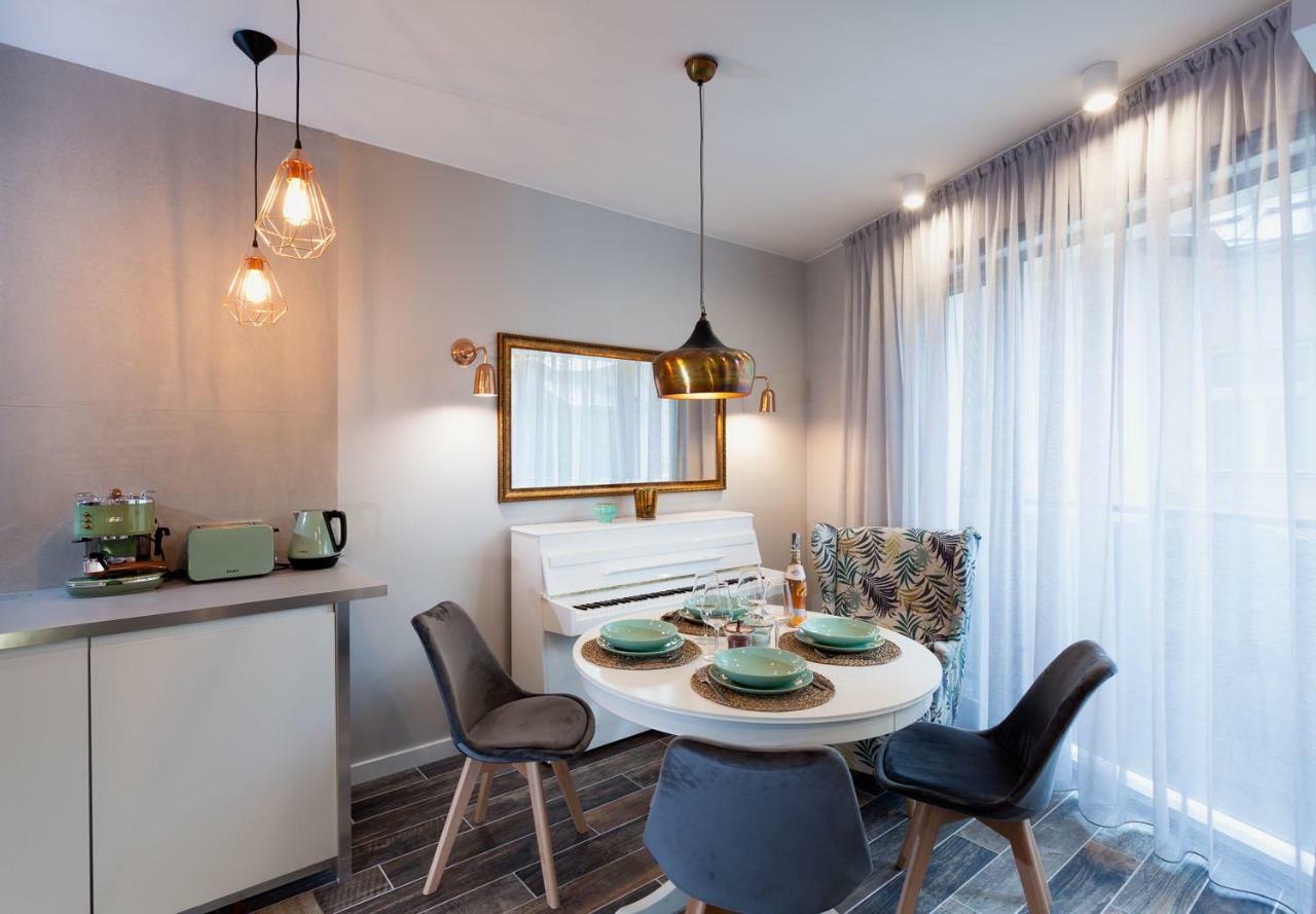 City Of The Kings Piano Apartment Красков Екстериор снимка